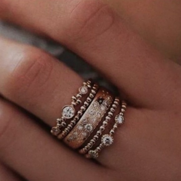 NEW 5pcs Rose Gold Crystal Statement Ring - Picture 1 of 5
